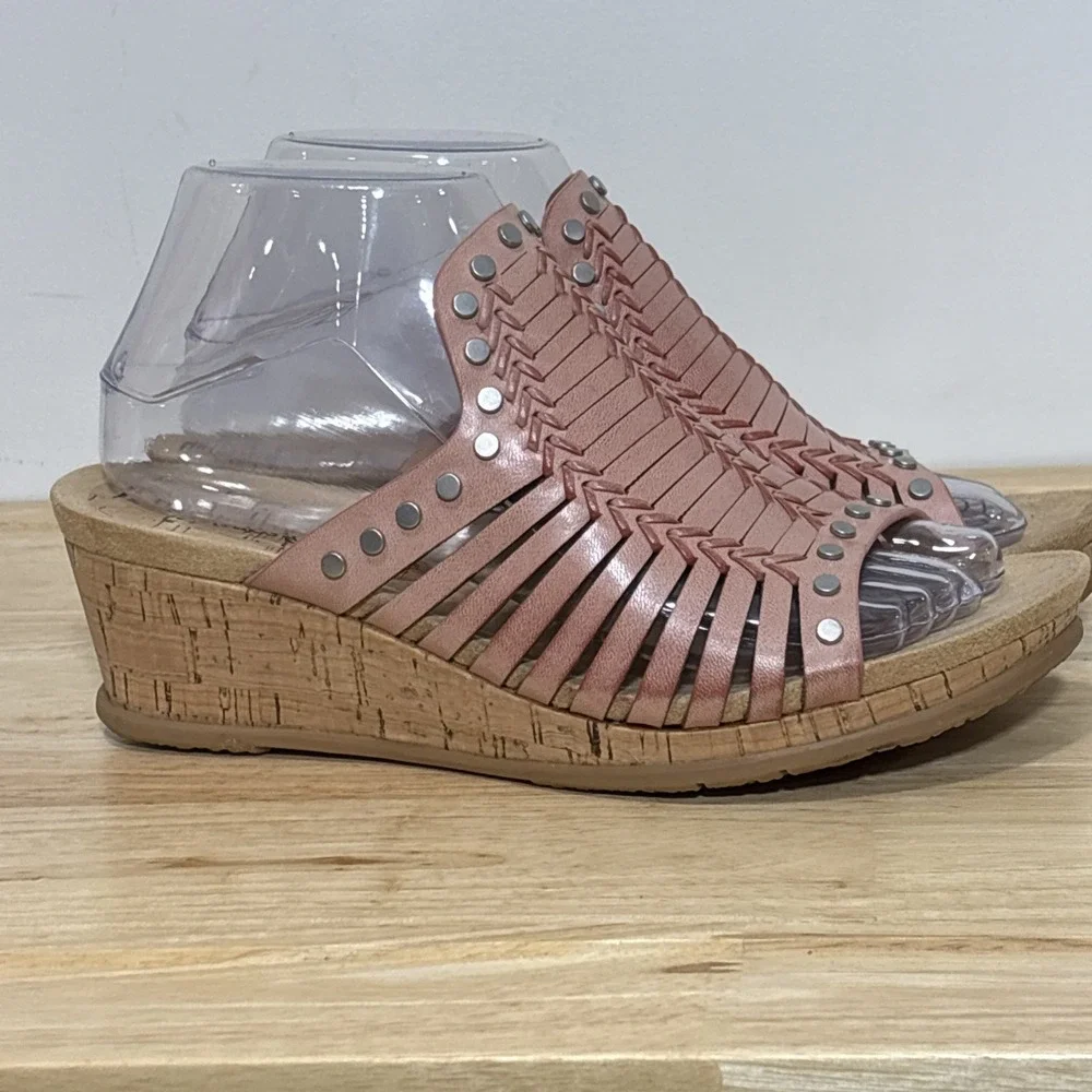 BareTraps Light Pink Silver Studded Strappy Fritsy Cork Wedge Sandals 8‎ M